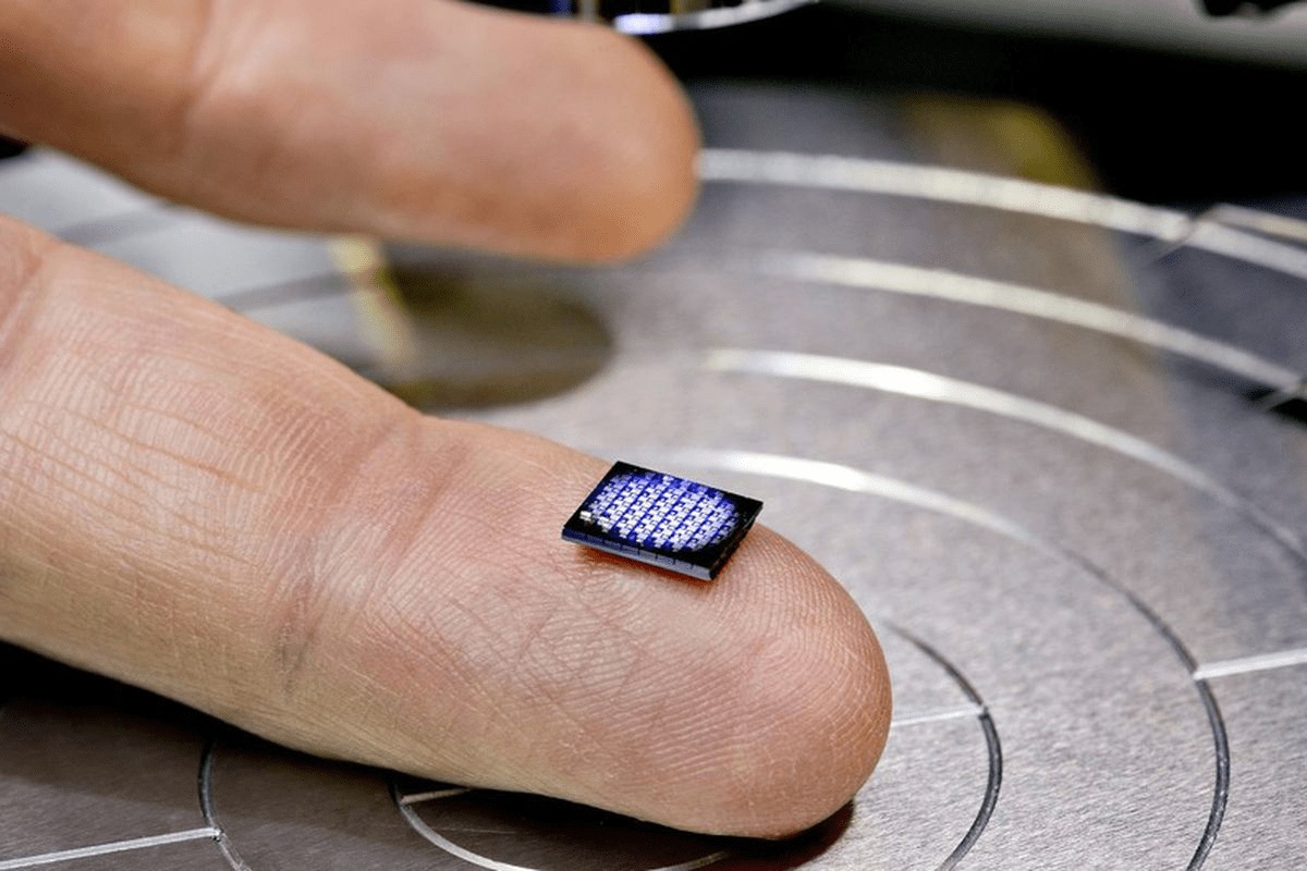 Semiconductors, going into the sub-1nm era